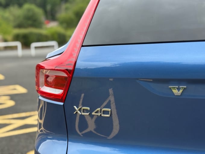 2025 Volvo Xc40