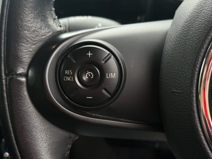 2025 Mini Clubman