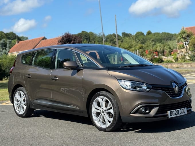 2025 Renault Grand Scenic