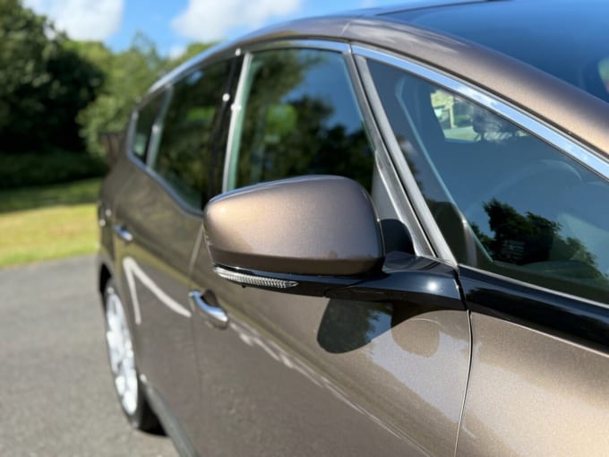 2025 Renault Grand Scenic