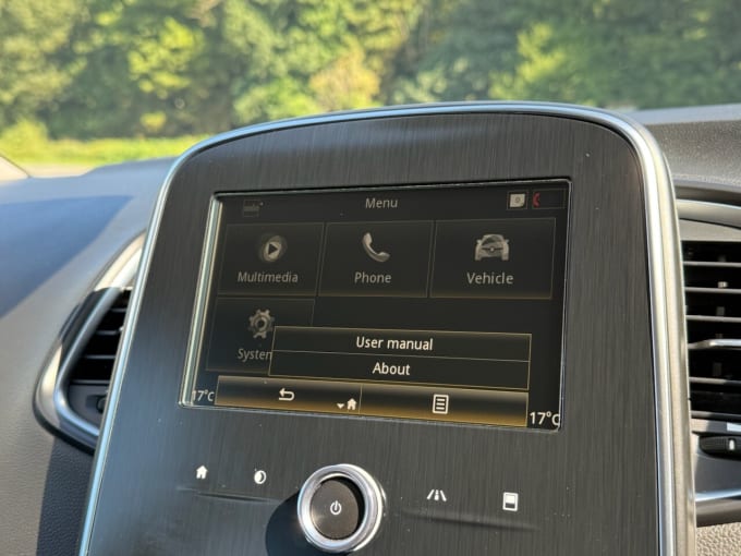 2025 Renault Grand Scenic