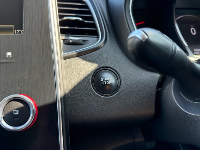 2025 Renault Grand Scenic