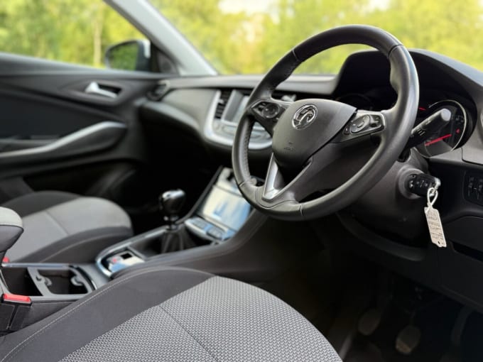2025 Vauxhall Grandland X