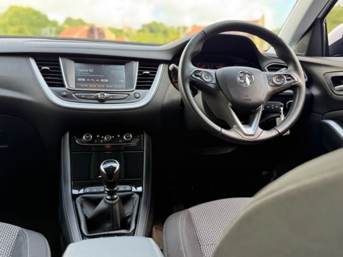 2025 Vauxhall Grandland X