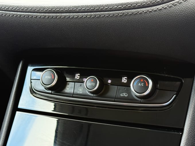 2025 Vauxhall Grandland X