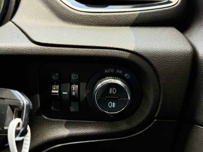 2025 Vauxhall Grandland X