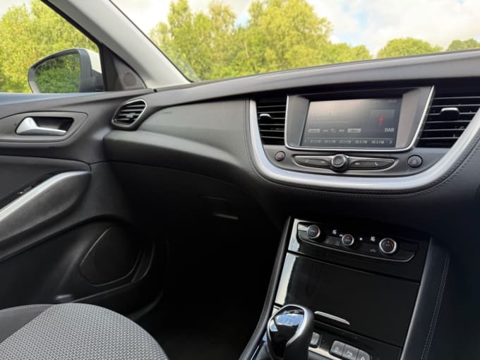 2025 Vauxhall Grandland X