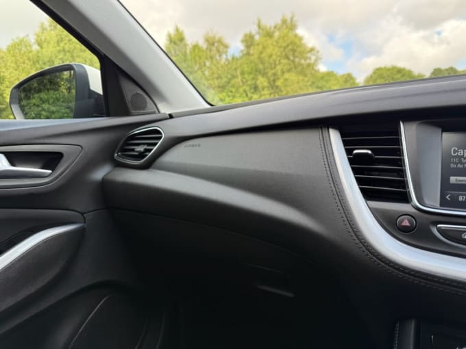 2025 Vauxhall Grandland X