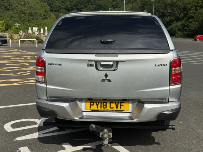 2025 Mitsubishi L200