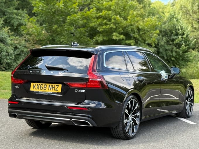 2025 Volvo V60