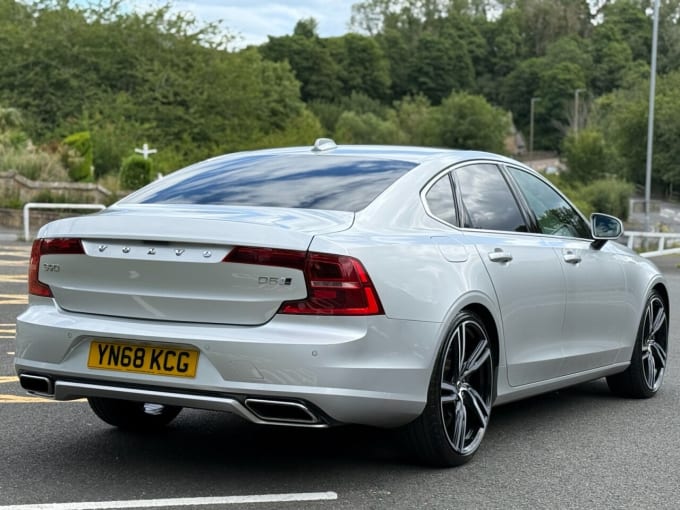 2025 Volvo S90