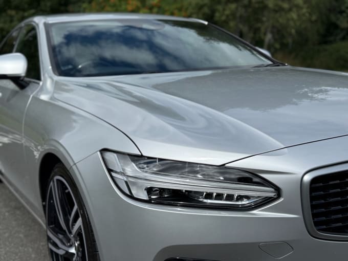 2025 Volvo S90