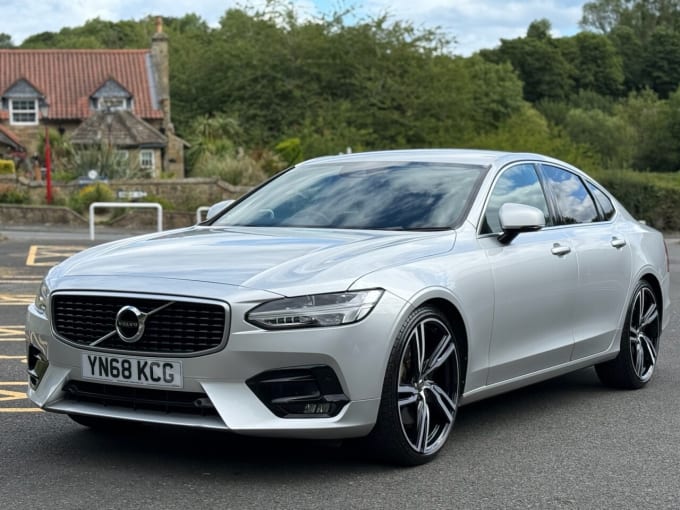 2025 Volvo S90