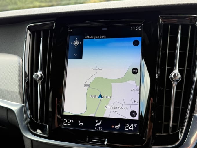 2025 Volvo S90