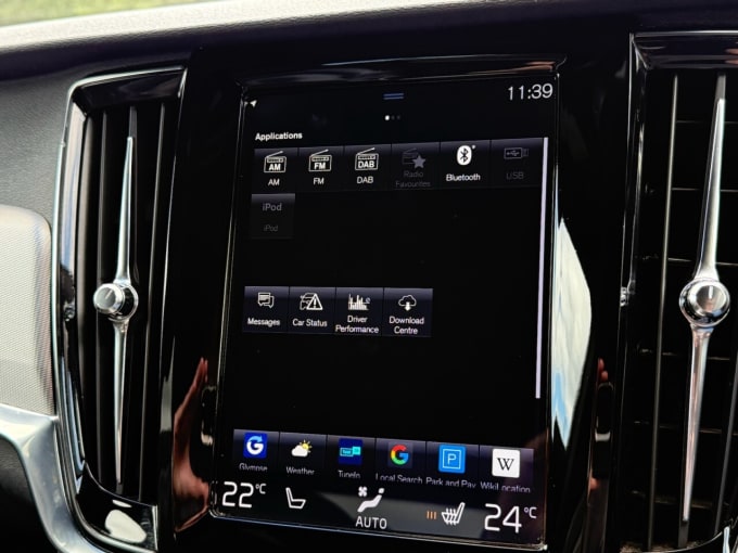 2025 Volvo S90