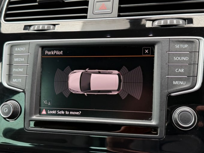 2025 Volkswagen Golf