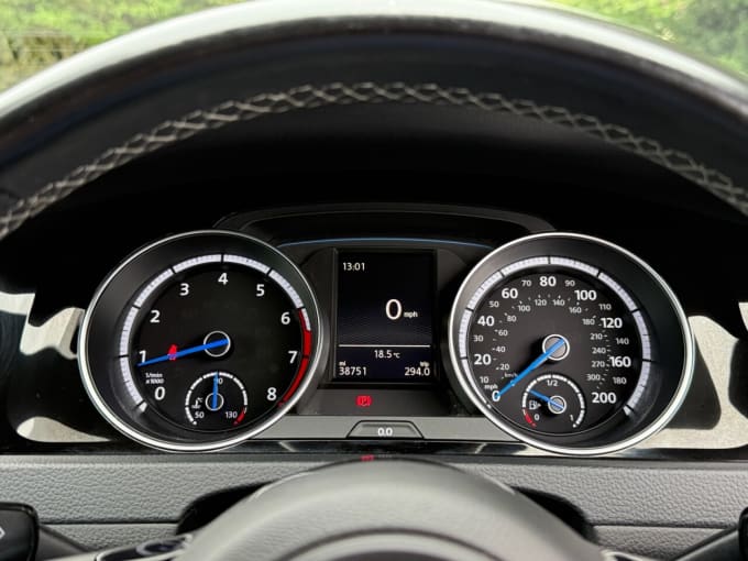 2025 Volkswagen Golf