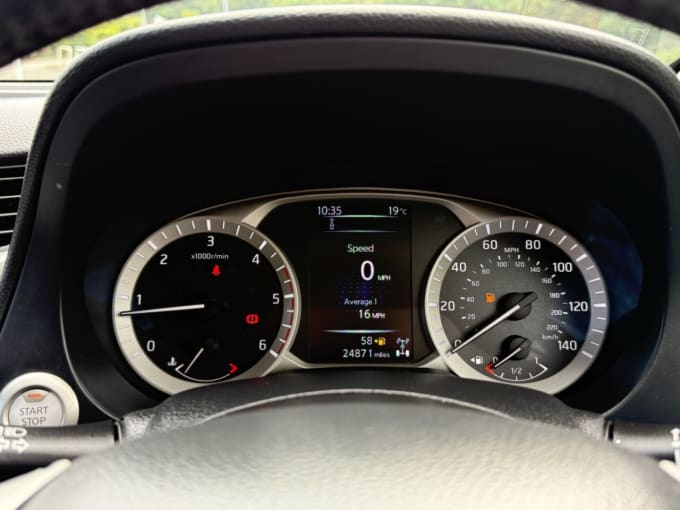 2025 Nissan Navara