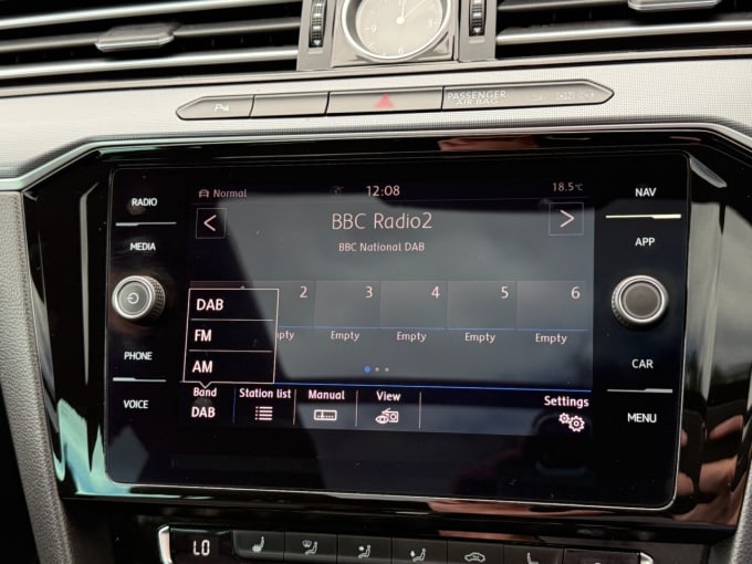 2025 Volkswagen Passat