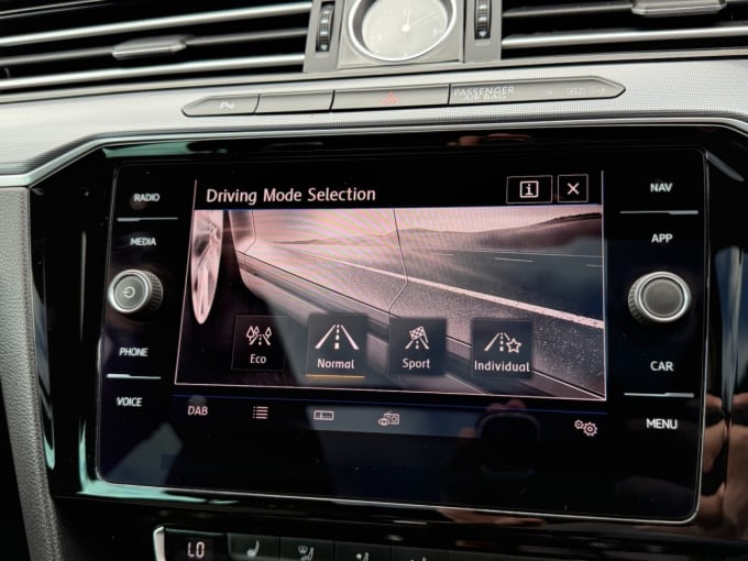 2025 Volkswagen Passat