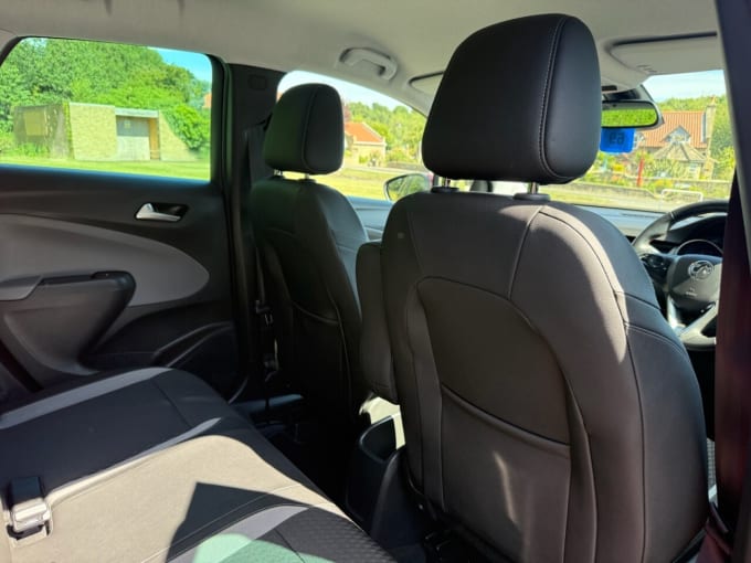 2025 Vauxhall Crossland X