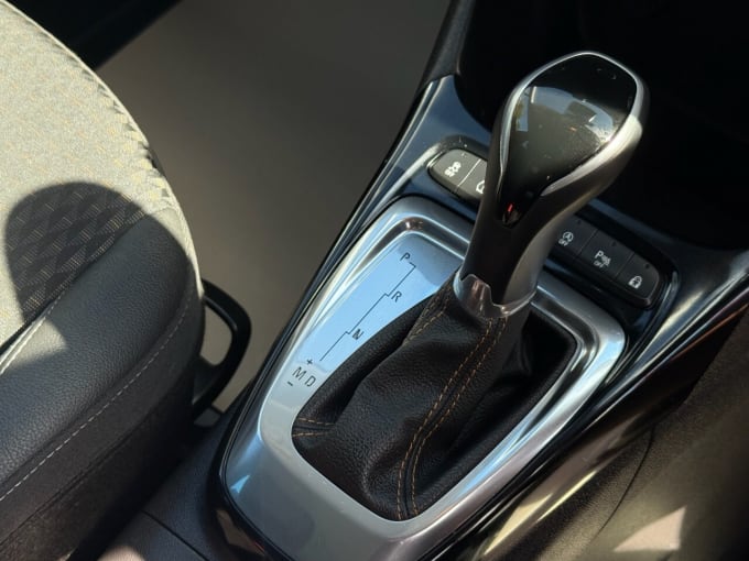 2025 Vauxhall Crossland X