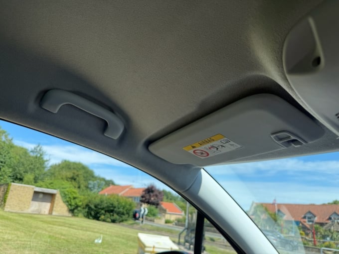 2025 Vauxhall Crossland X