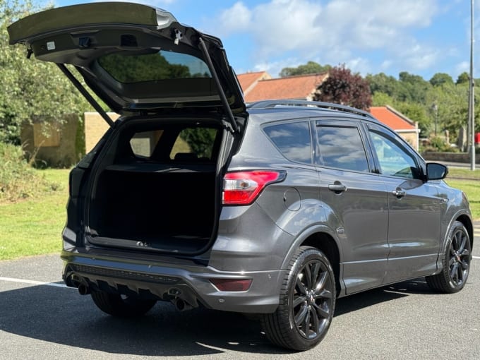 2025 Ford Kuga