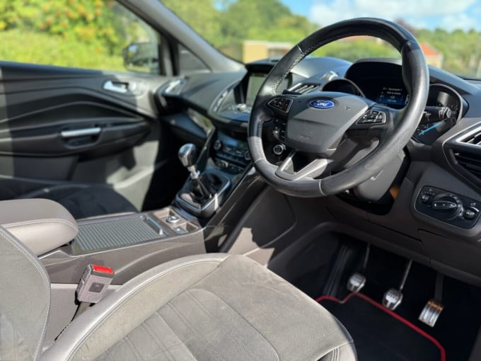 2025 Ford Kuga