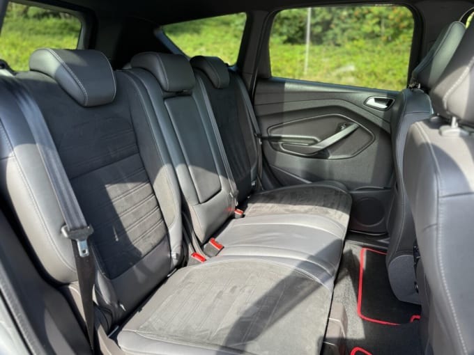 2025 Ford Kuga
