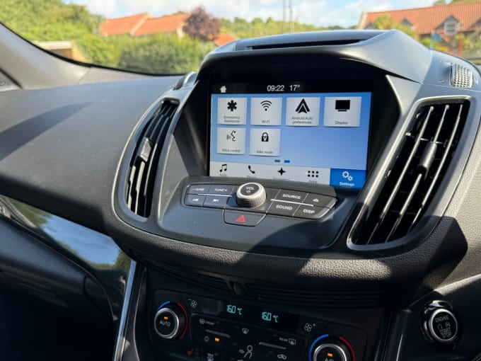 2025 Ford Kuga