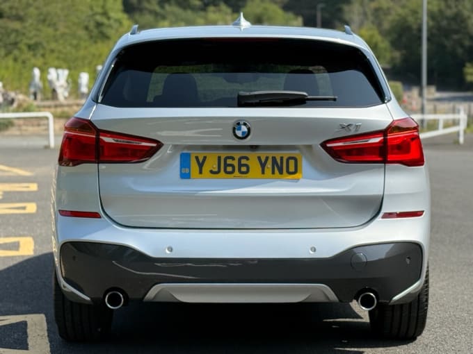 2025 BMW X1