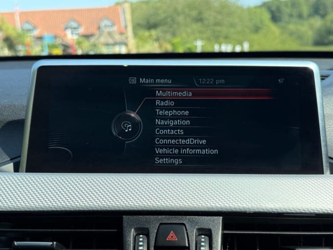 2025 BMW X1
