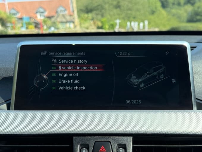 2025 BMW X1