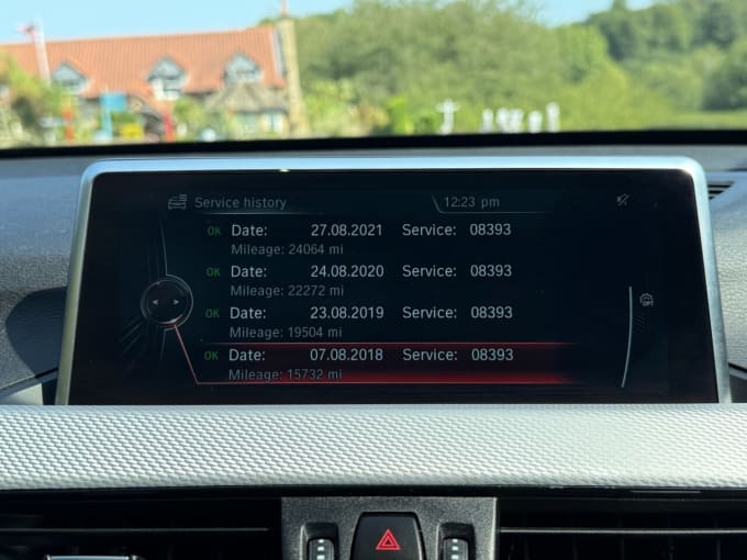 2025 BMW X1