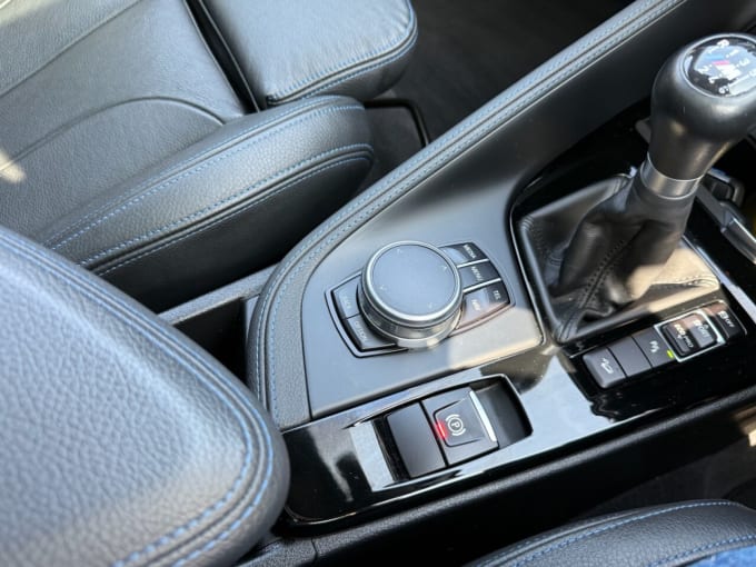 2025 BMW X1