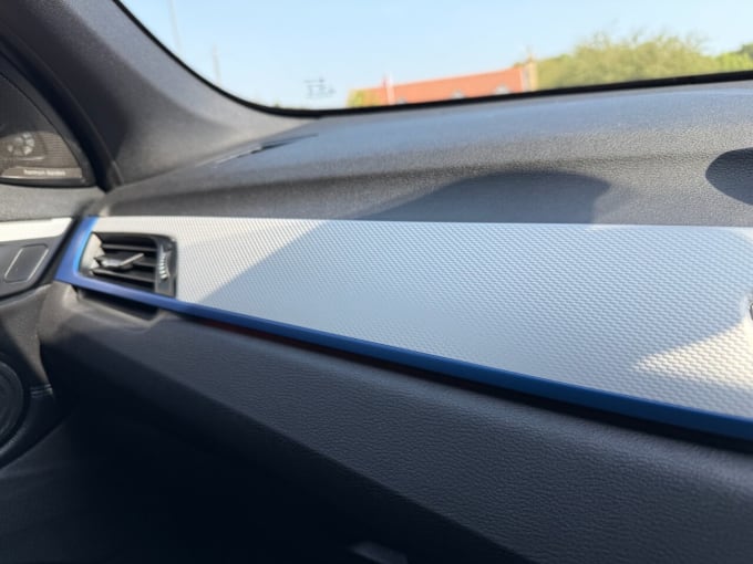 2025 BMW X1