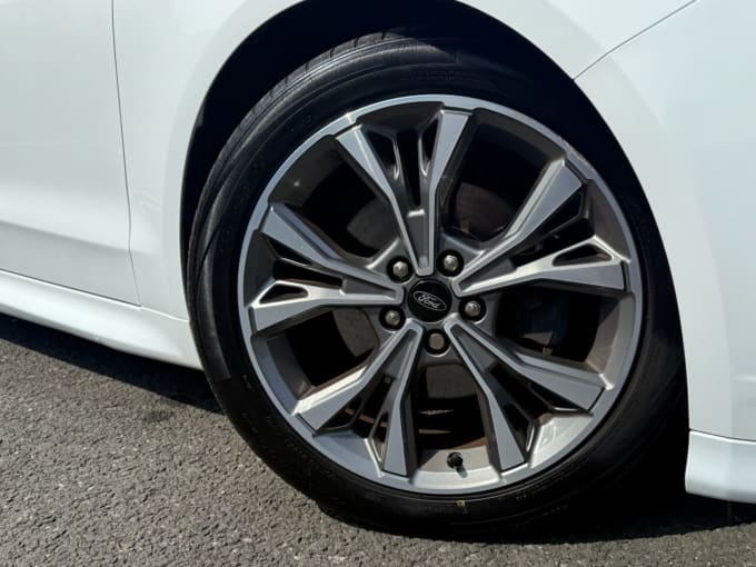 2025 Ford Mondeo