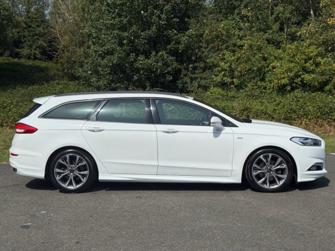 2025 Ford Mondeo