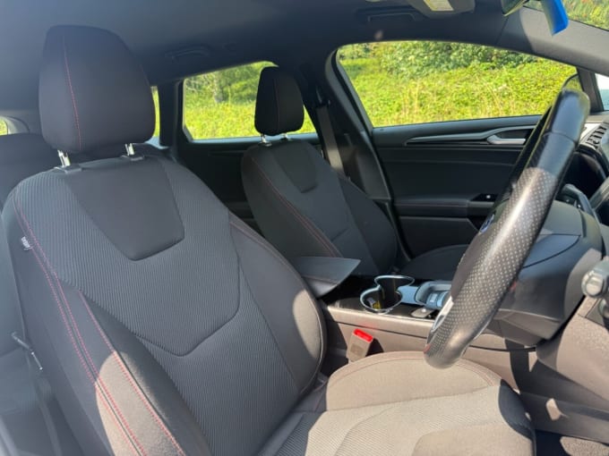 2025 Ford Mondeo