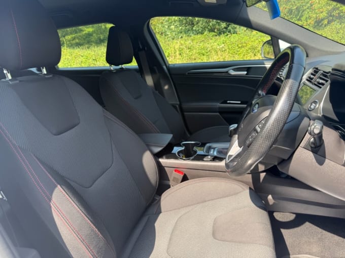 2025 Ford Mondeo