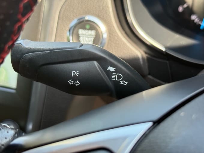 2025 Ford Mondeo