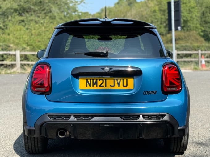 2025 Mini Hatch
