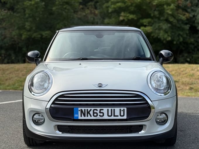 2025 Mini Hatch