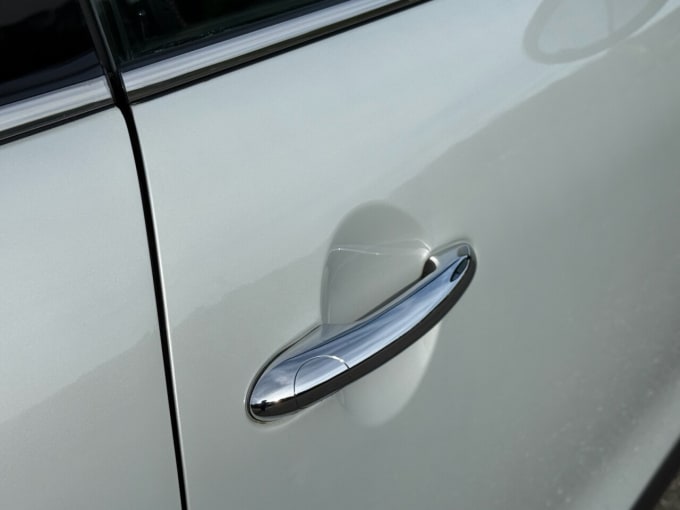 2025 Mini Hatch