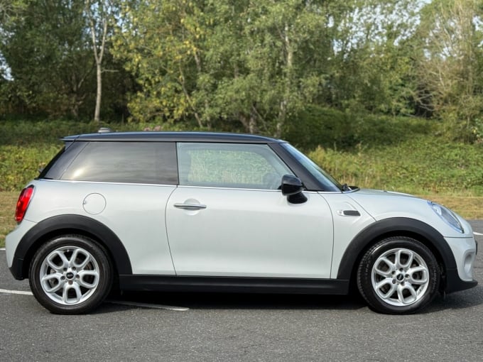 2025 Mini Hatch