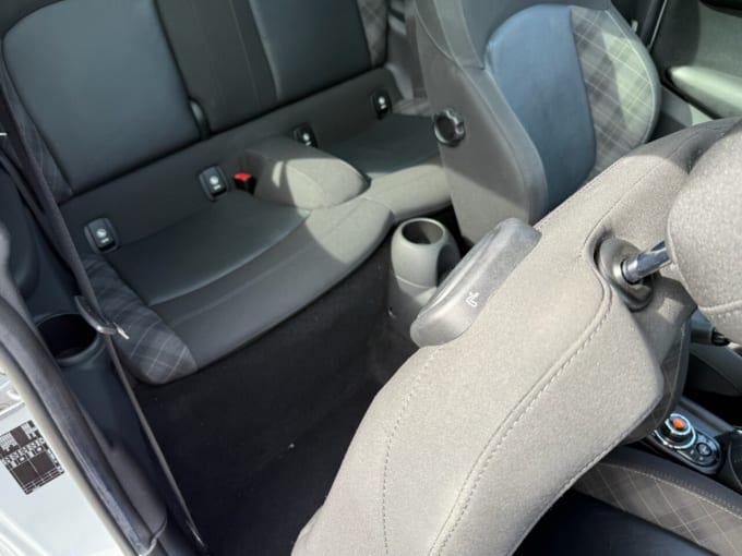 2025 Mini Hatch