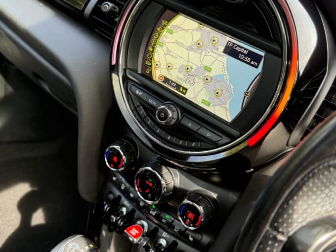 2025 Mini Hatch