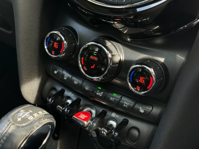 2025 Mini Hatch