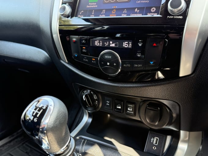 2025 Nissan Navara